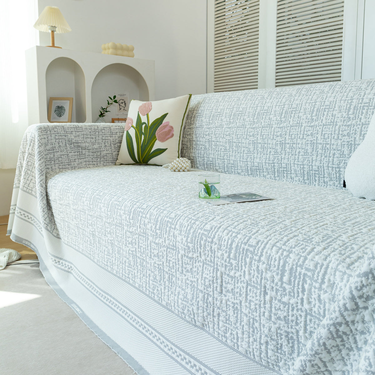Cooling Throws for Sofas and Chairs, Scratch Resistant Couch Protector Blanket