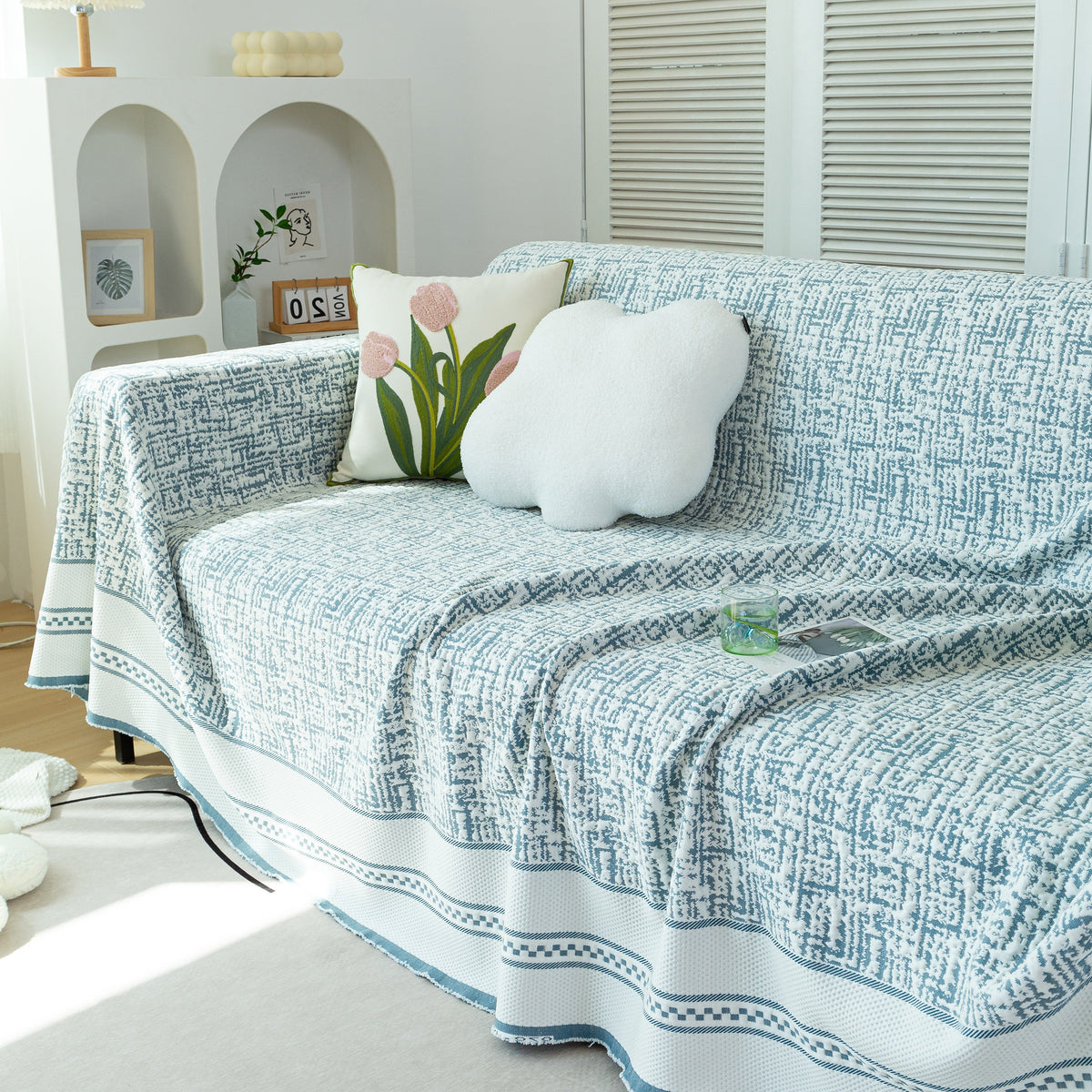 Cooling Throws for Sofas and Chairs, Scratch Resistant Couch Protector Blanket