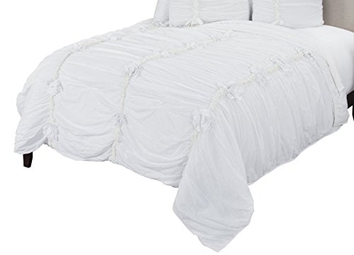 Rizzy Home | BQ4332 | Polyester Quilt | 106"x92" White/Neutral/ Stripe