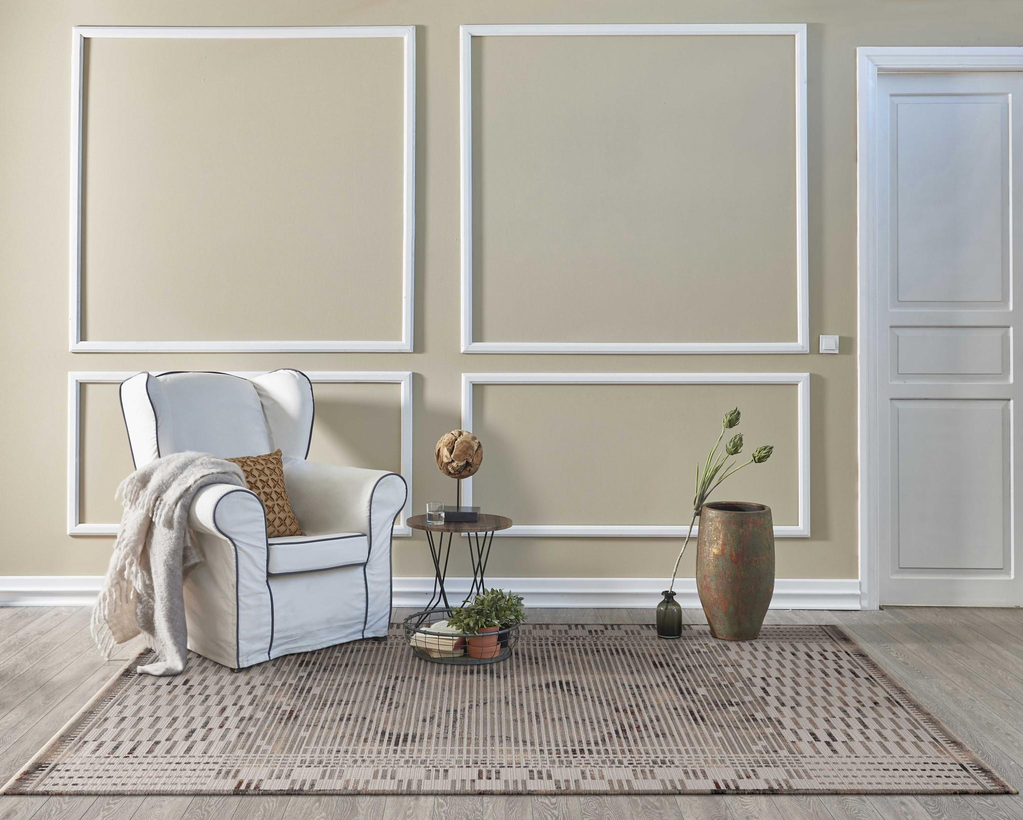 8 Natural Grey Machine Woven Bordered Abstract Lines Round Indoor Area Rug