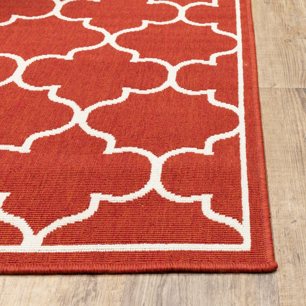 HomeRoots Polypropylene 2’x8’ Red and Ivory Trellis Indoor Outdoor Runner Rug