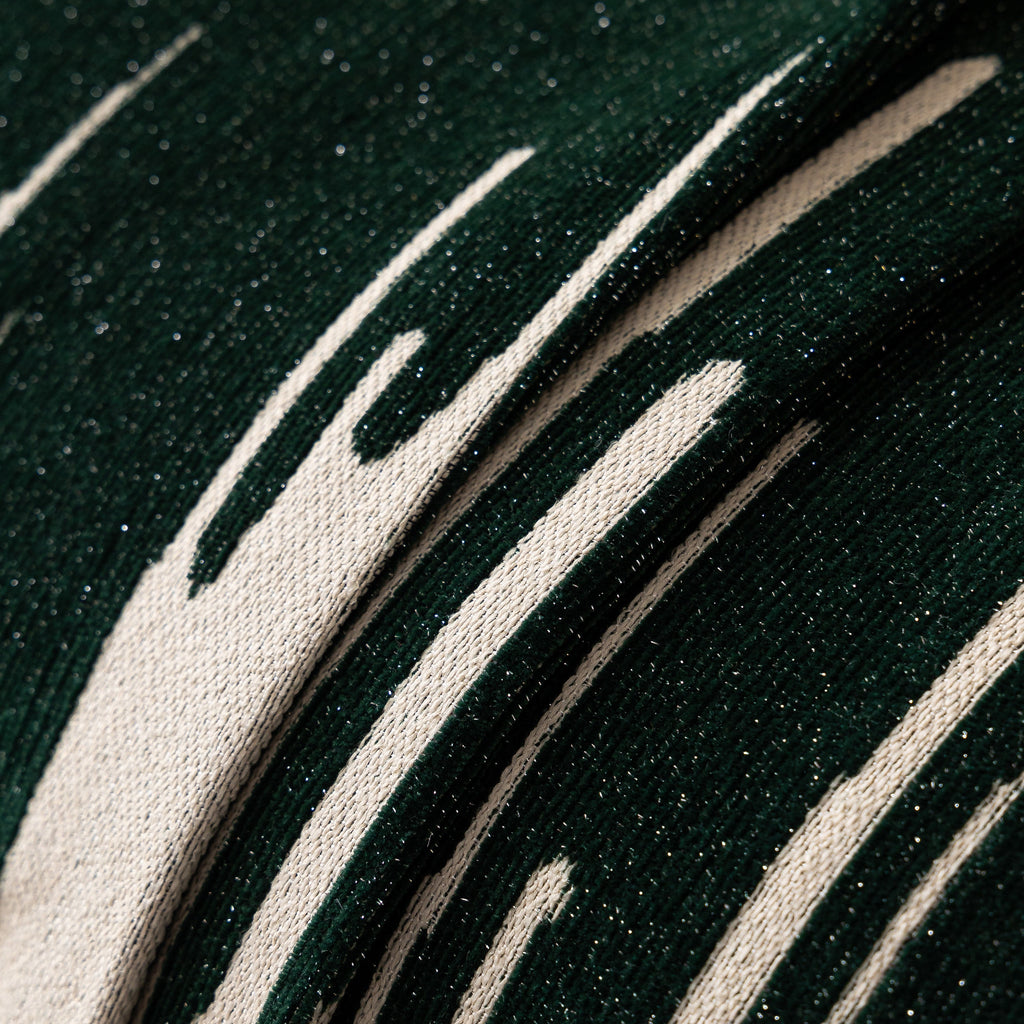Luxury Throws for Sofas, Versatile Slipcovers & Sofa Covers for Couches and Chairs