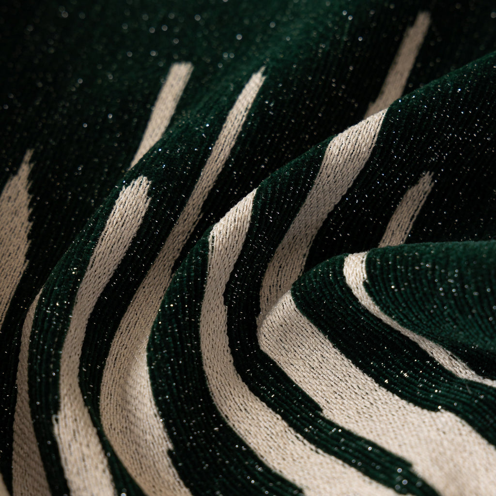 Luxury Throws for Sofas, Versatile Slipcovers & Sofa Covers for Couches and Chairs