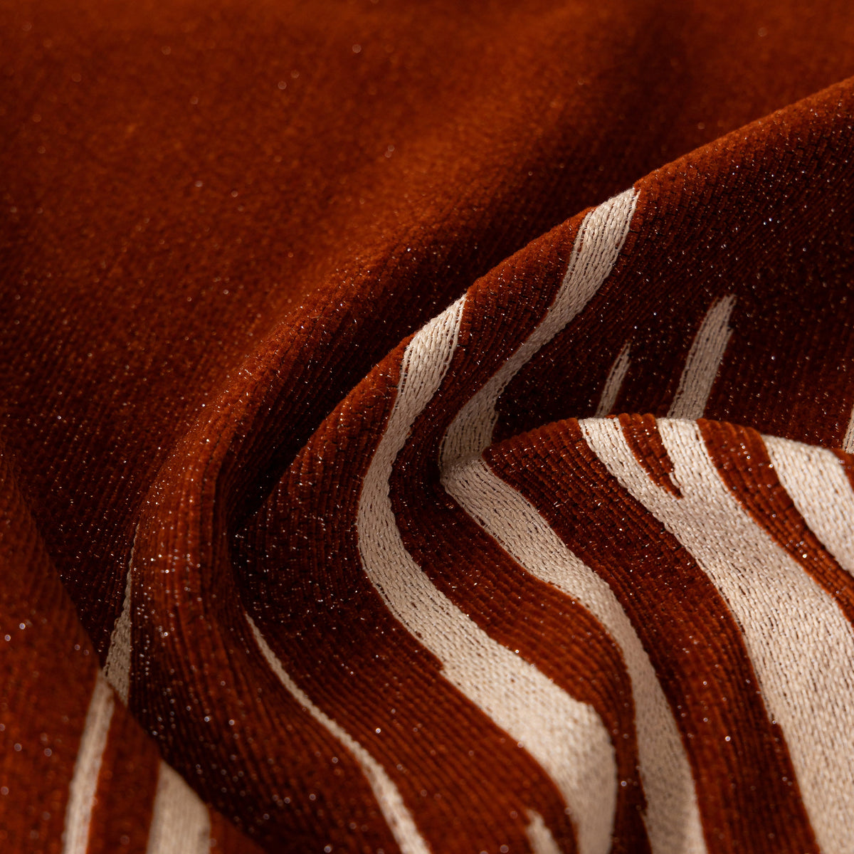 Luxury Throws for Sofas, Versatile Slipcovers & Sofa Covers for Couches and Chairs
