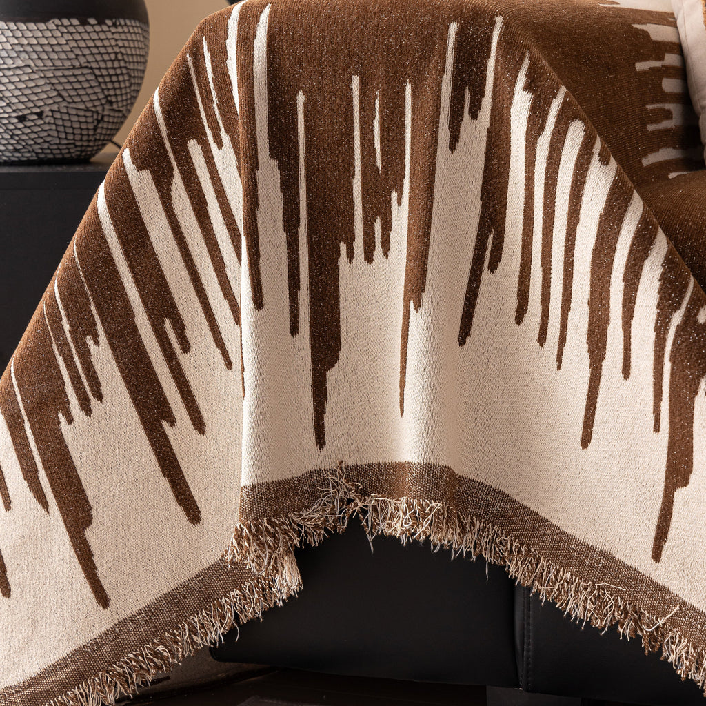 Luxury Throws for Sofas, Versatile Slipcovers & Sofa Covers for Couches and Chairs