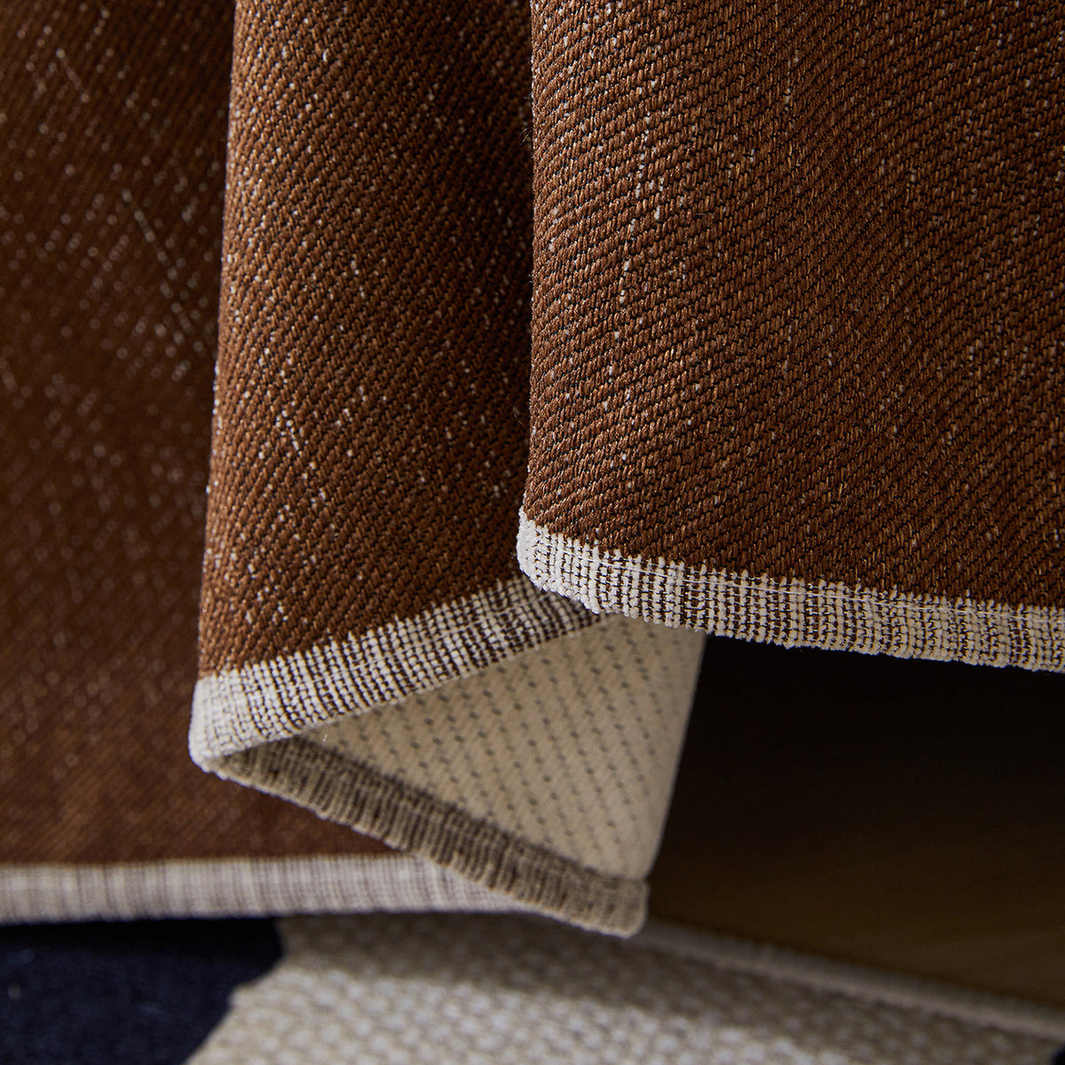 Chenille Minimalist Wavy Sofa Throw Cover, Cozy Blankets for Couch, Machine Washable Couch Protector