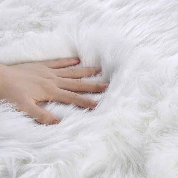 Orinova White Faux Sheepskin Fuzzy Fur Rugs For Bedroom Small Machine Washable Fluffy Area Rugs For Living Room 2X4 Shag Nursery
