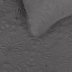 Easy-Going Full/Queen Size Reversible Quilt Set With 1 Quilt And 2 Pillow Shams, Soft Bed Quilt Cover, Water Resistant Lightweight Microfiber Bedspread, Stain Resistant, Damask-Gray/Light Gray