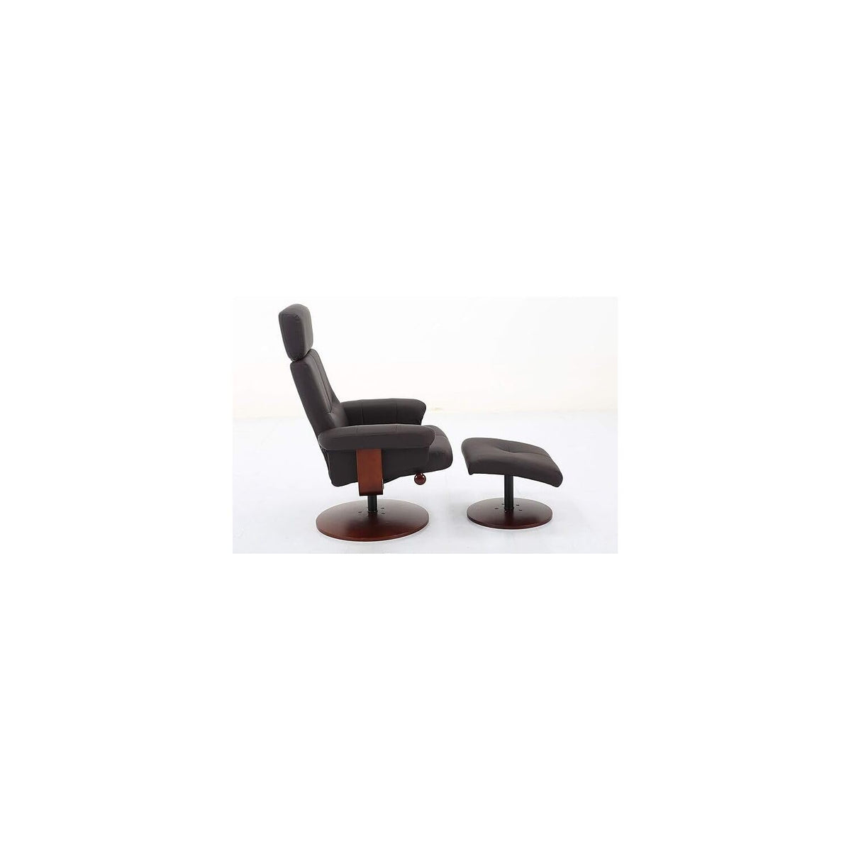 Mac Motion Roma Recliner White Polyurethane Walnut Wood Frame