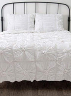 Rizzy Home | BT1081 | Polyester Quilt | 68"x86" Light Blue Solid