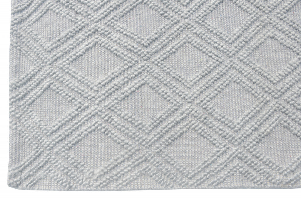 HomeRoots Grey PET Yarn 5’ x 7’ Gray Diamond Lattice Modern Area Rug