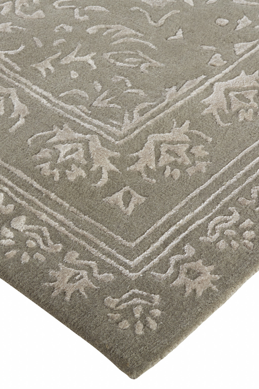 HomeRoots 512528 8 x 10 ft. Gray Taupe & Silver Wool Floral Hand Tufted Handmade Distressed Rectangle Area Rug