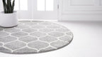 Unique Loom Trellis Frieze Collection Area Rug - Rounded (3' Round, Light Gray/ Ivory)
