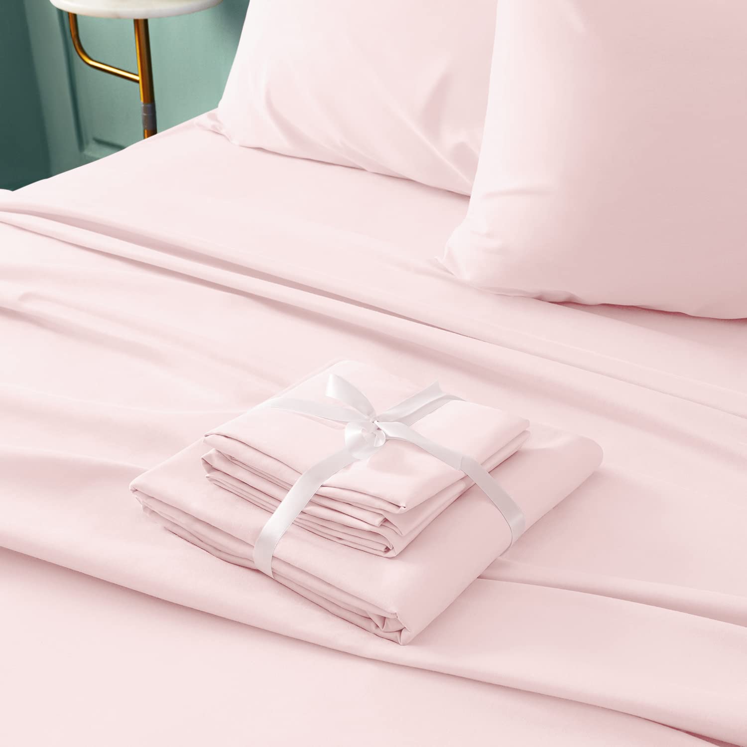 Bysure 4 Pieces Bed Sheets Set(Twin, Light Pink) - Super Soft 1800 Thread Count 100% Microfiber Sheets With Deep Pockets, Wrinkl