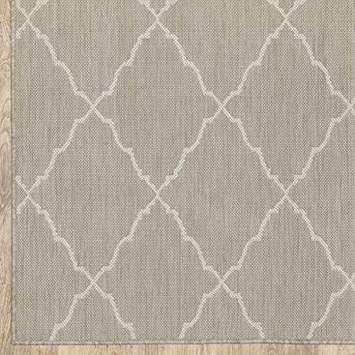 HomeRoots Grey Polypropylene 7’x9’ Gray and Ivory Trellis Indoor Outdoor Area Rug