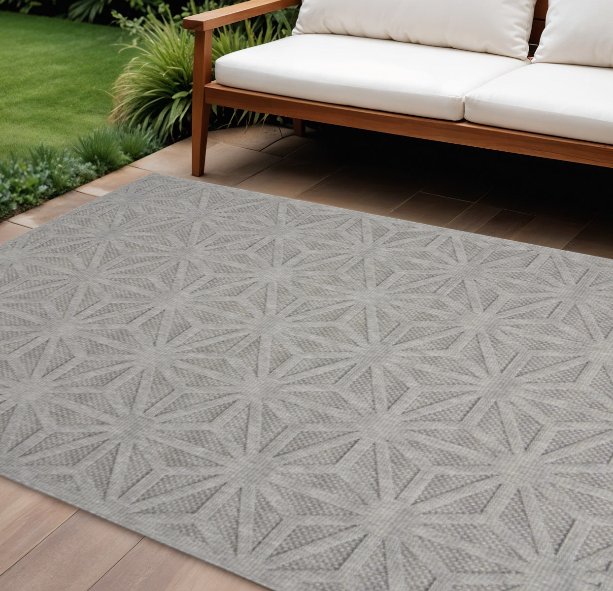 6 X 9 Light Gray And Gray Geometric Indoor Outdoor Area Rug