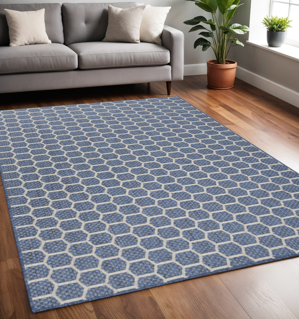5 X 7 Blue And Ivory Geometric Indoor Outdoor Area Rug