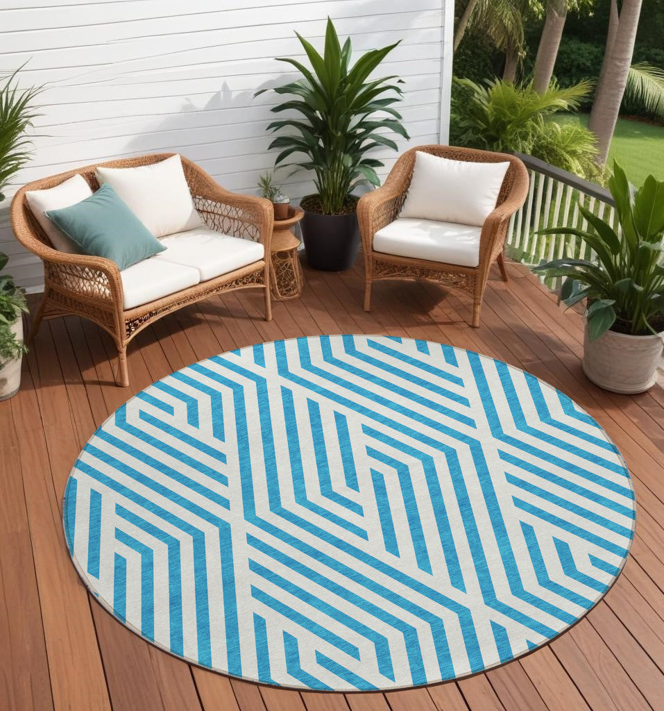 8' Round Teal And White Round Geometric Washable Non Skid Indoor Outdoor Area Rug