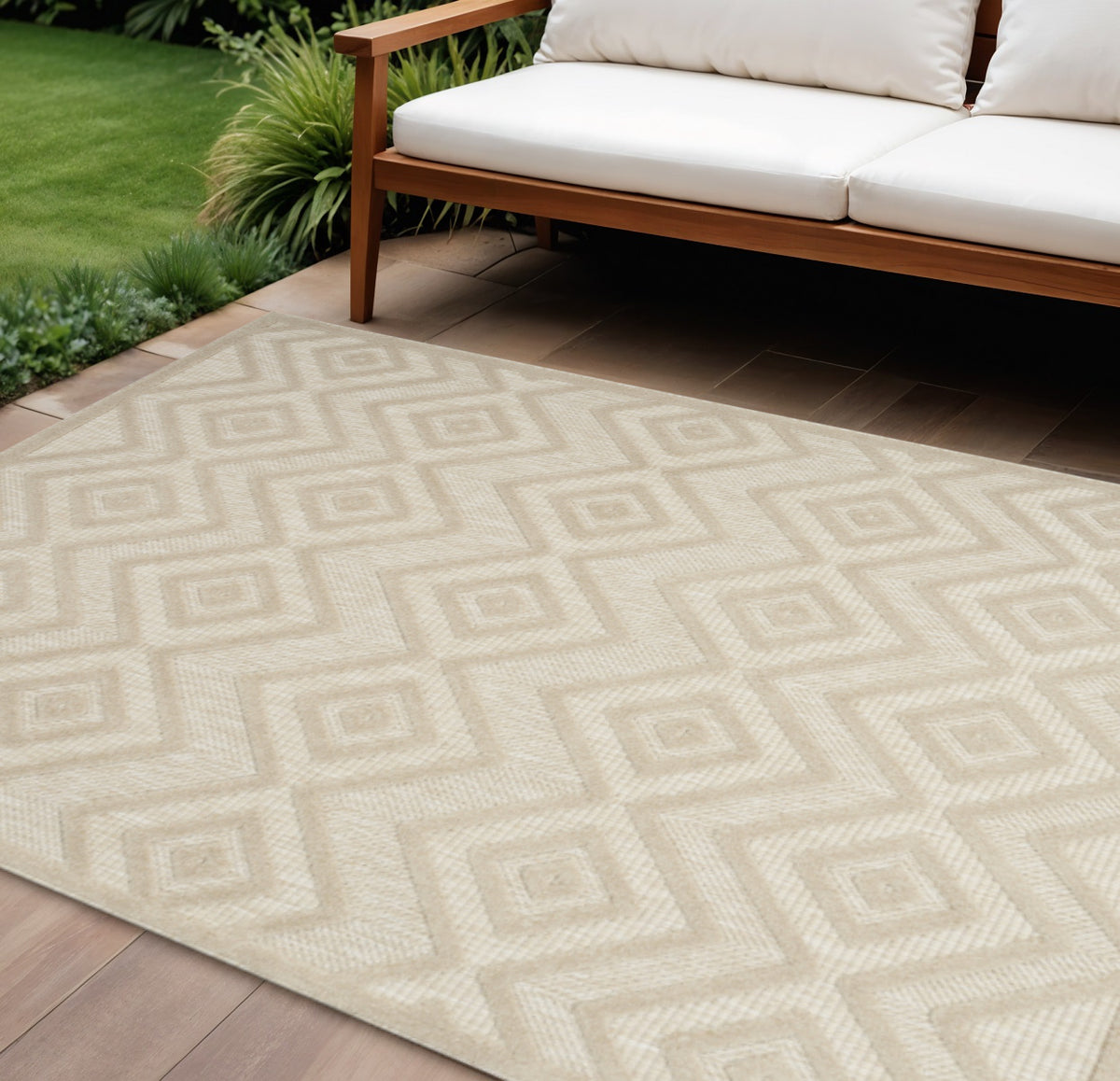 10 X 14 Cream Geometric Indoor Outdoor Area Rug