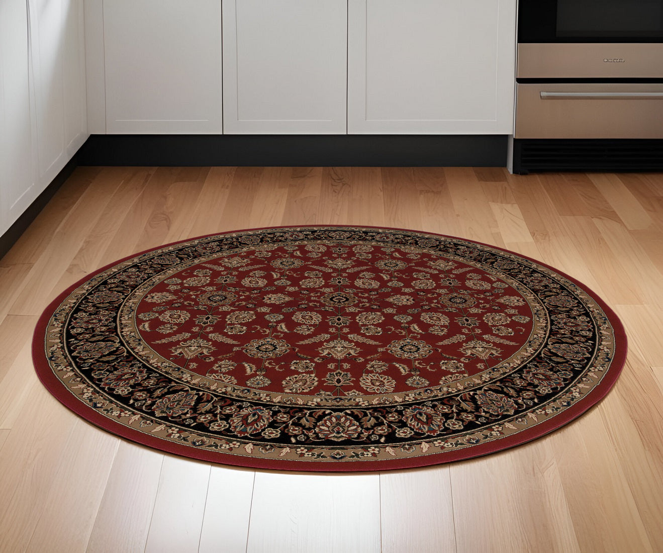 6' Red And Black Oriental Round Rug