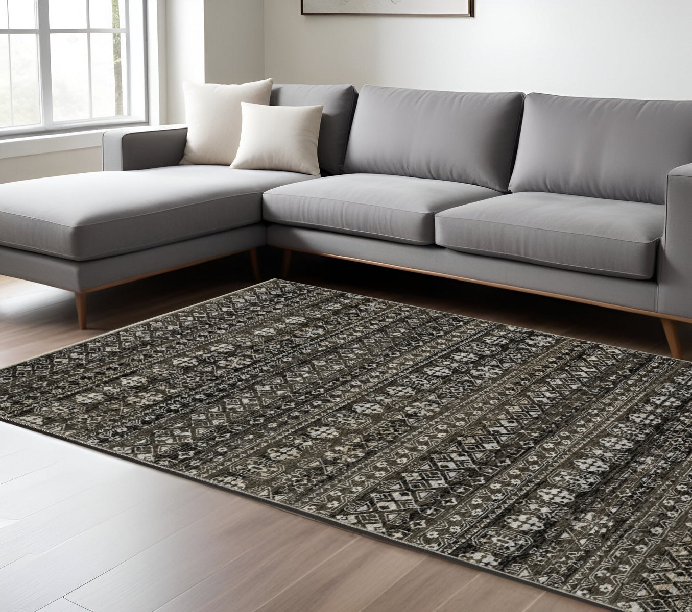 7' X 10' Black And Gray Tribal Area Rug With Fringe