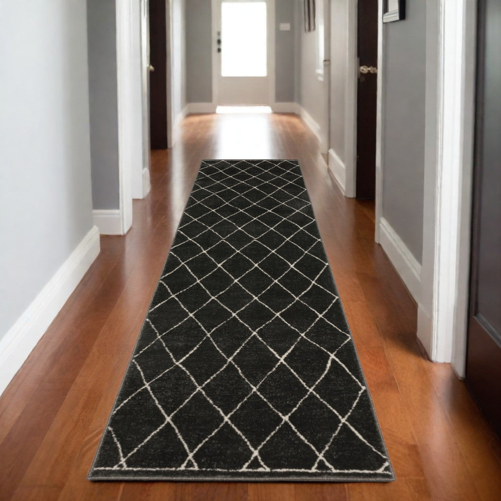8' Charcoal And Ivory Trellis Runner Rug