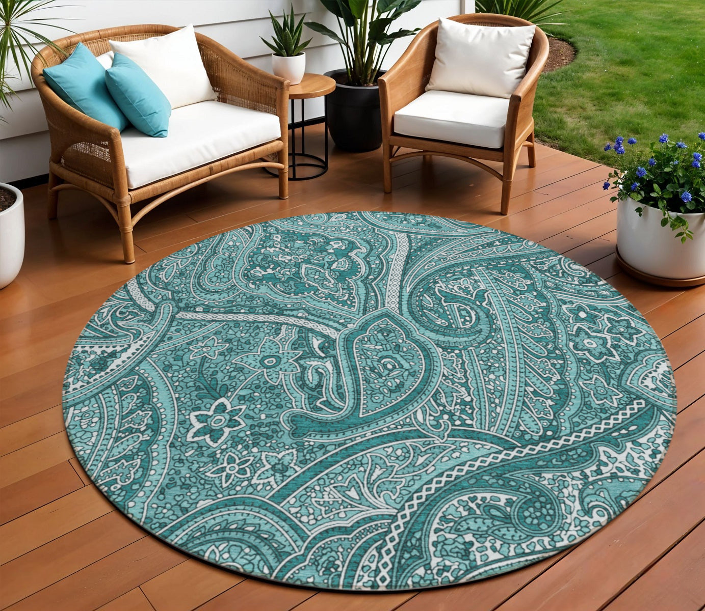 8' Teal Blue Aqua And Ivory Round Paisley Washable Indoor Outdoor Area Rug