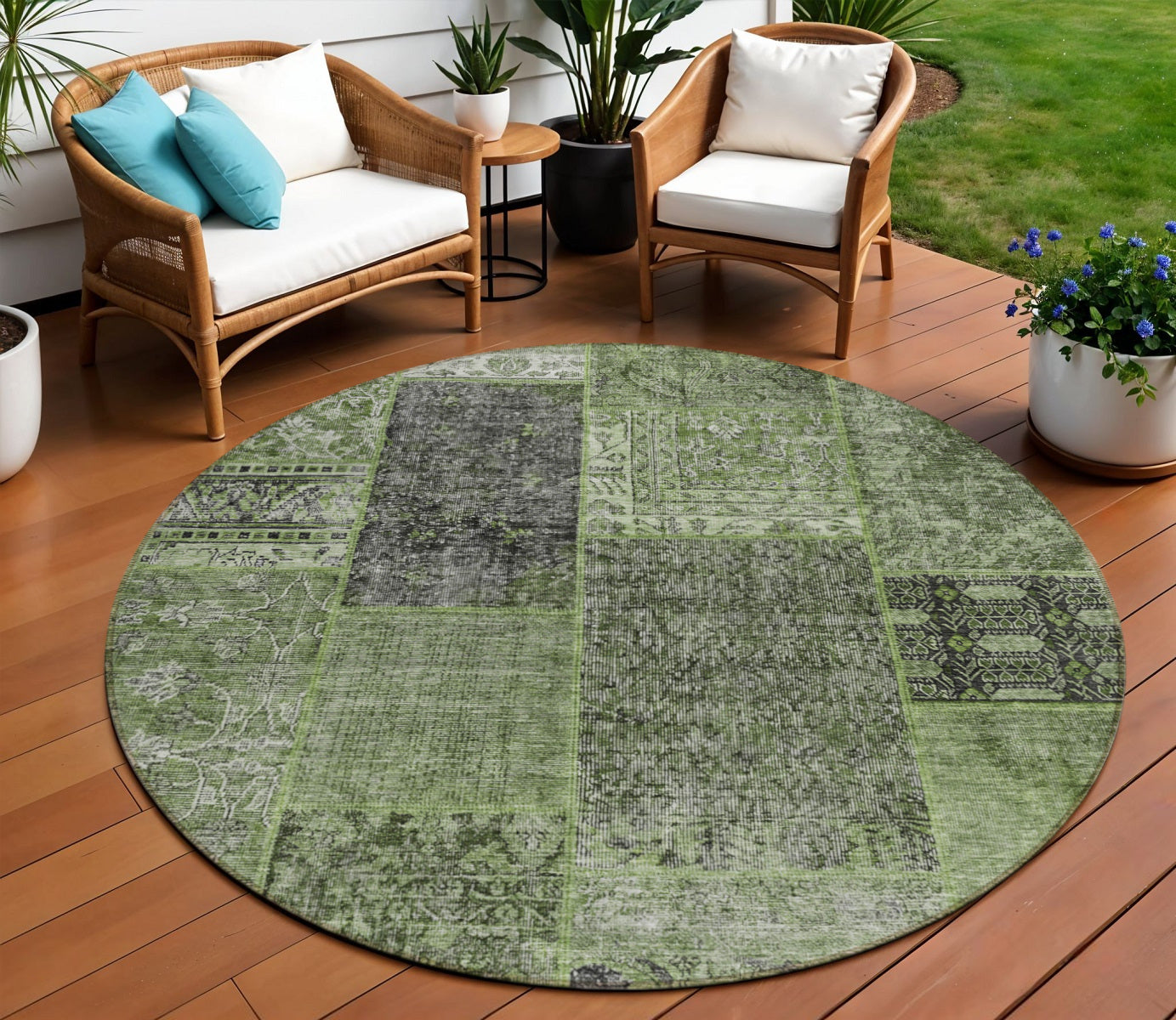 8' Olive Green And Gray Round Patchwork Washable Indoor Outdoor Area Rug