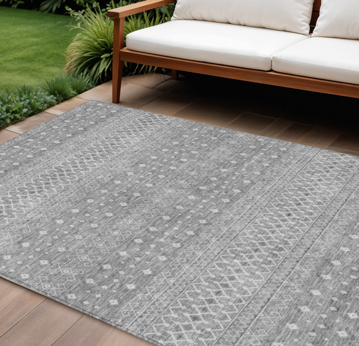 8' X 10' Silver Gray And Ivory Tribal Washable Indoor Outdoor Area Rug