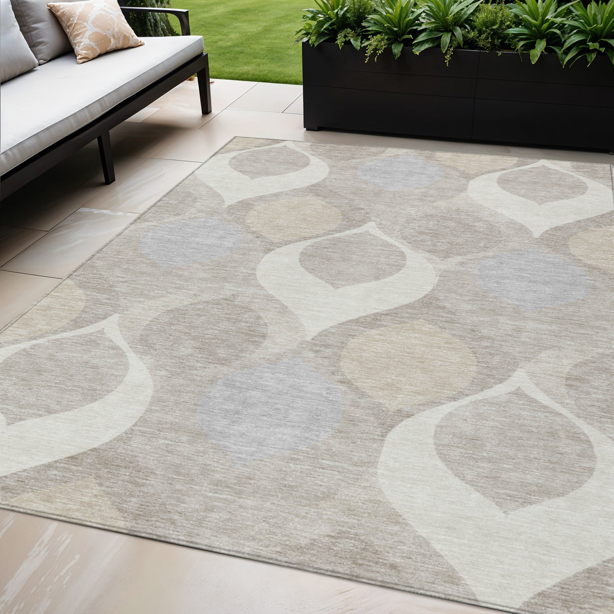 5' X 8' Ivory Beige And Tan Ogee Washable Indoor Outdoor Area Rug