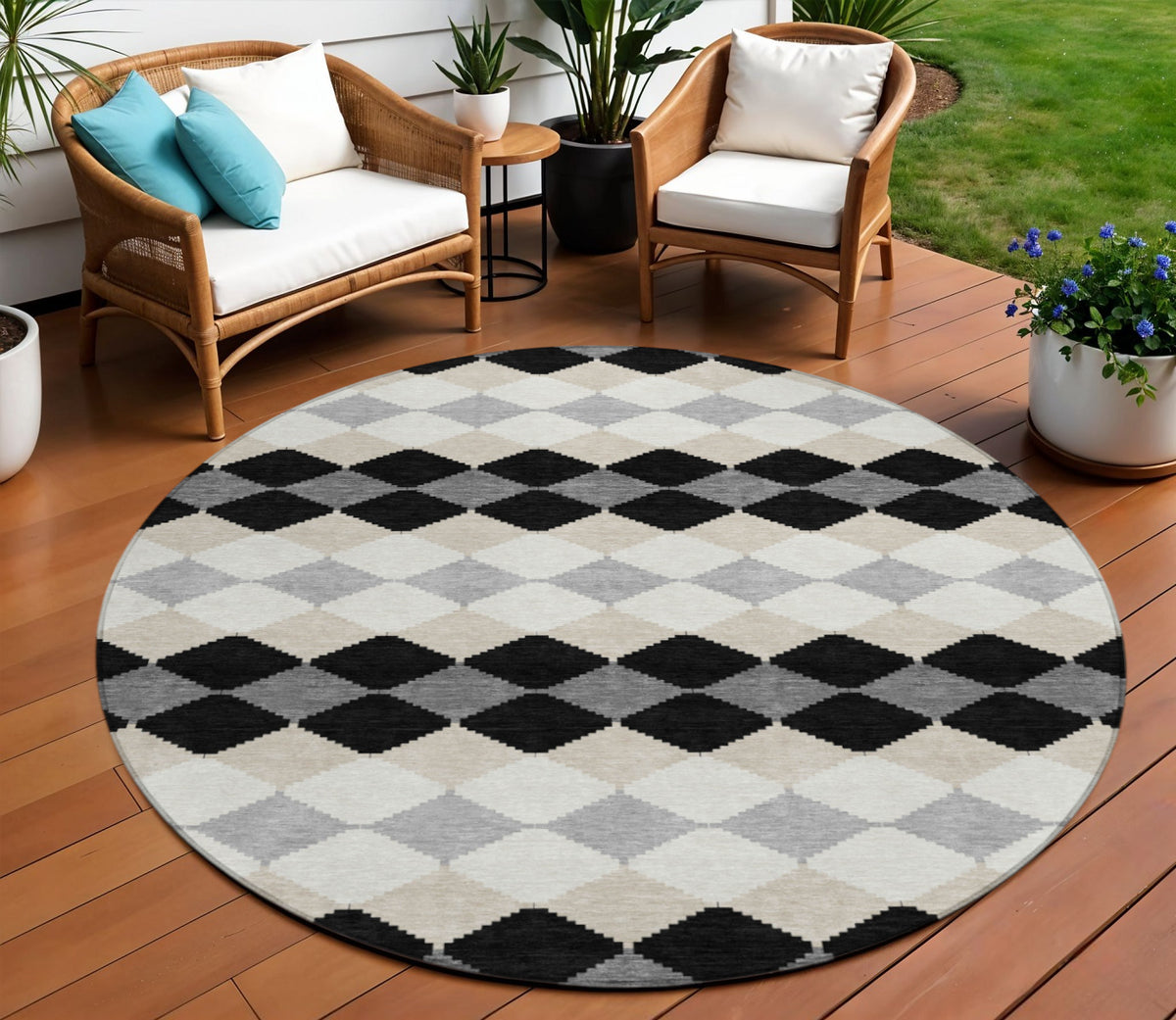 8' Black Ivory And Beige Round Geometric Washable Indoor Outdoor Area Rug