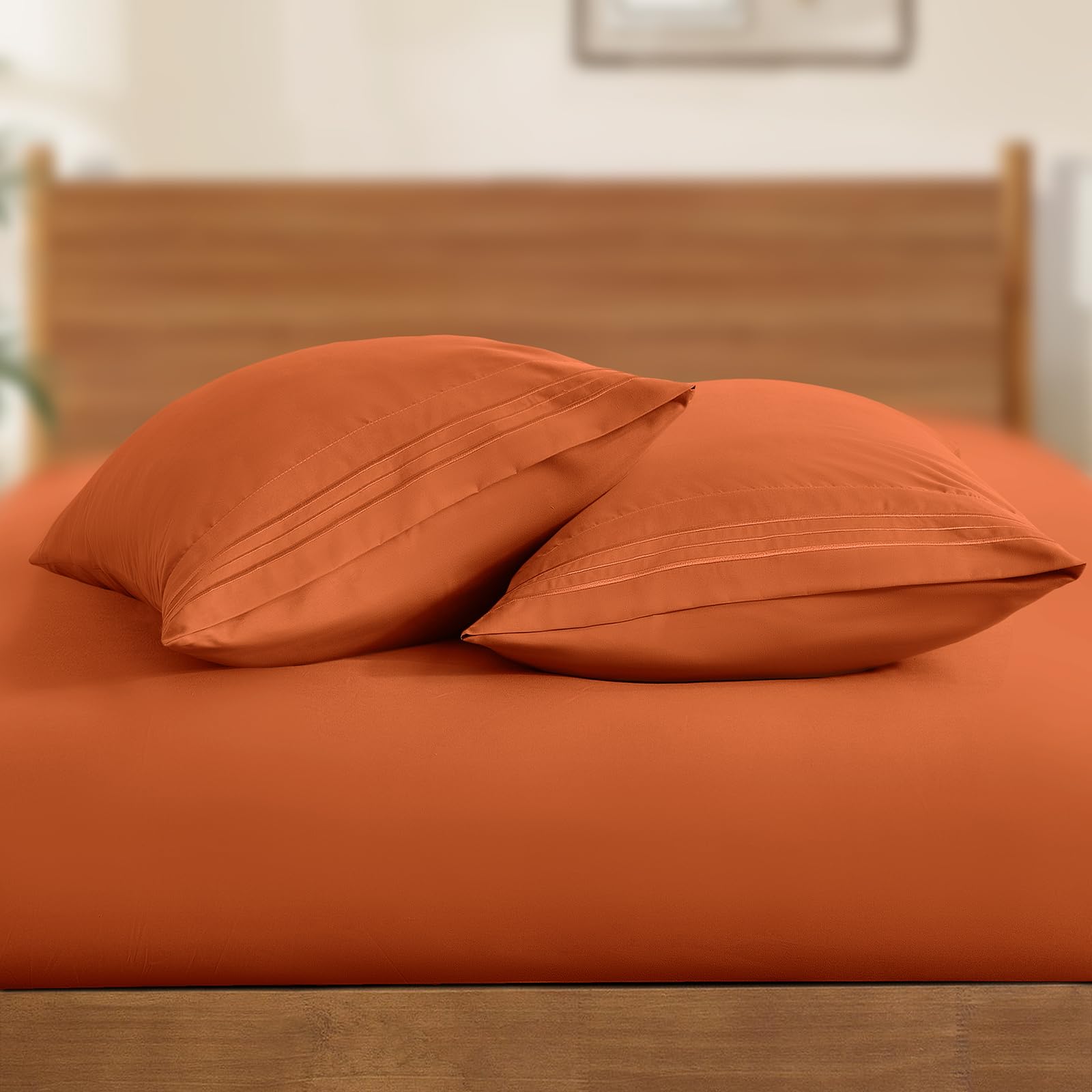 Horbaunal 2 Pack Microfiber Pillowcases Queen Size Burnt Orange Bed Pillow Cases With Envelope Closure, 1800 Thread Count Soft &