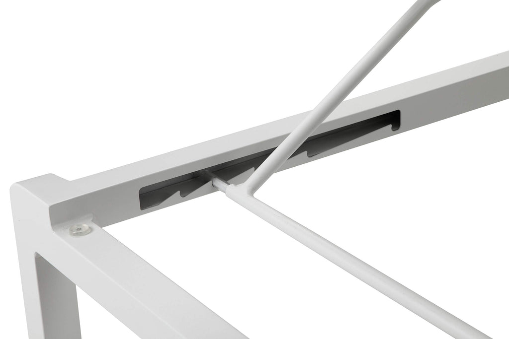 Pangea Home X-Olly Lngr Patio Lounger, White