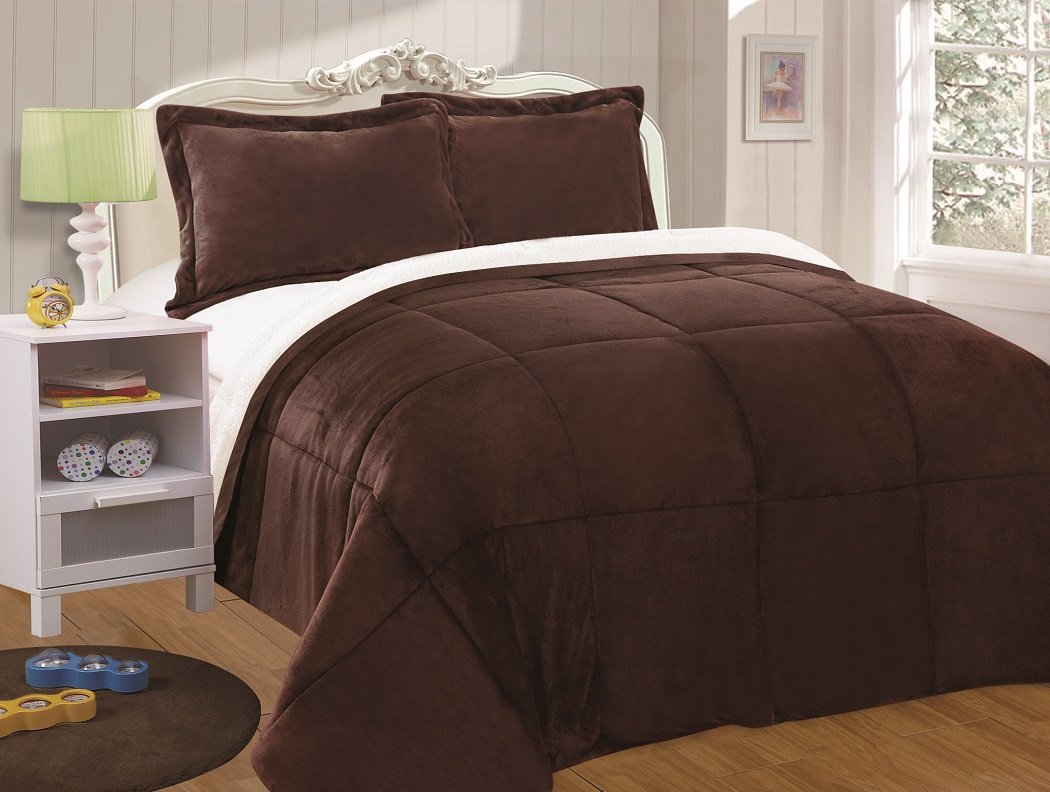 Chezmoi Collection 3-Piece Micromink Sherpa Reversible Down Alternative Comforter Set (King, Chocolate)