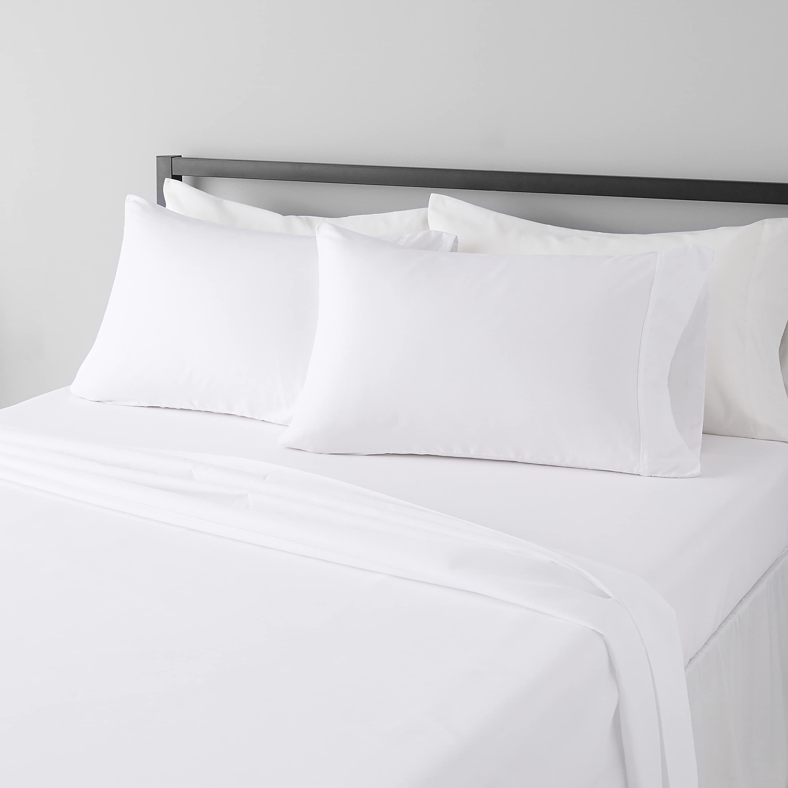 Amazon Basics Lightweight Super Soft Easy Care Microfiber 4-Piece Bed Sheet Set with 14-Inch Deep Pockets, Full, Bright White, S