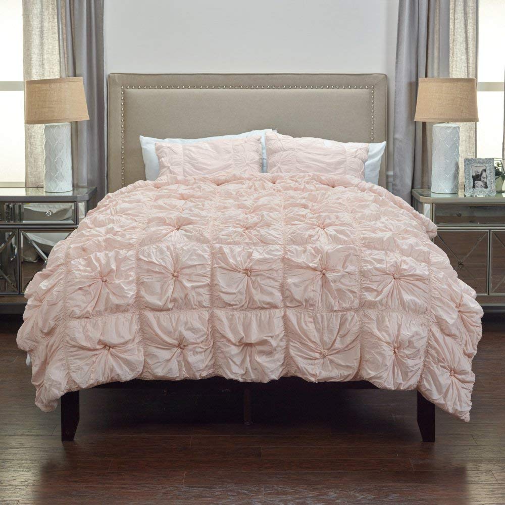 Rizzy Home | BT1392 | Polyester Comforter | 90"x92" Pink Solid