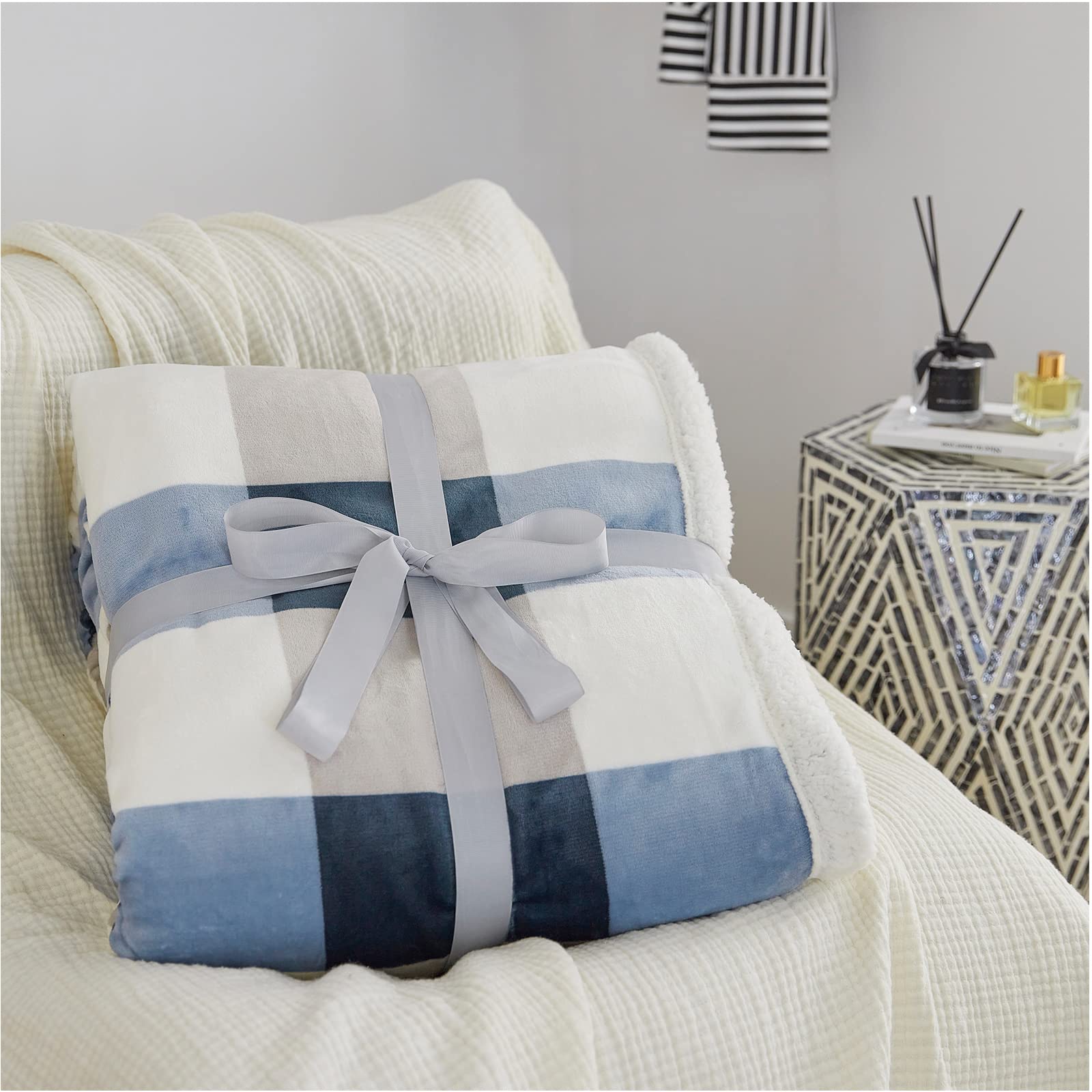 Pu Mei Sherpa Fleece Throw Blanket 80' X 90' Full/Queen Reversible Plush Fluffy Extra Large Big Blanket Lattice Flannel Blanke