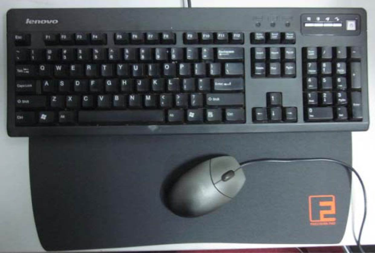 Portable 14' Smooth Hard Surface Gamer Mouse Pad