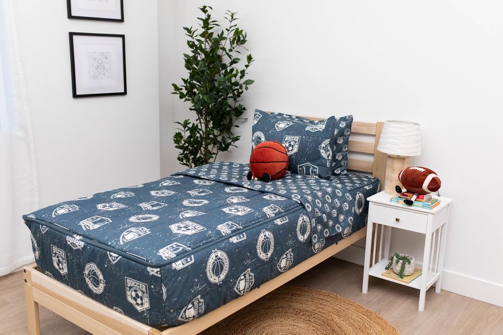Beddy's Zipper Bedding Toddler Set - Sports Theme - Blue Polyester