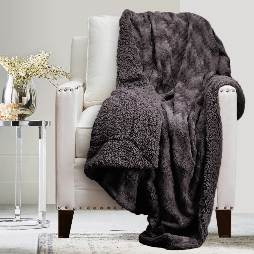 The Connecticut Home Company Throw Blanket, Soft Plush Reversible Faux Fur And Sherpa, Queen 90X90, Warm Thick Throws For Bed, Comfy Washable Bedding Accent Blankets For Sofa Couch Chair, Gray