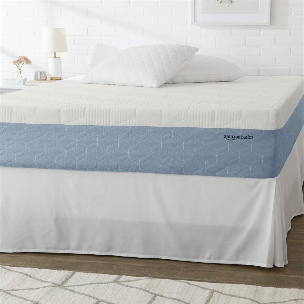 Amazon Basics Memory Foam Mattress, Medium Firm, Cooling Gel, Queen Size Mattress, CertiPUR-US Certified Foam, 80 x 60 x 12 inch