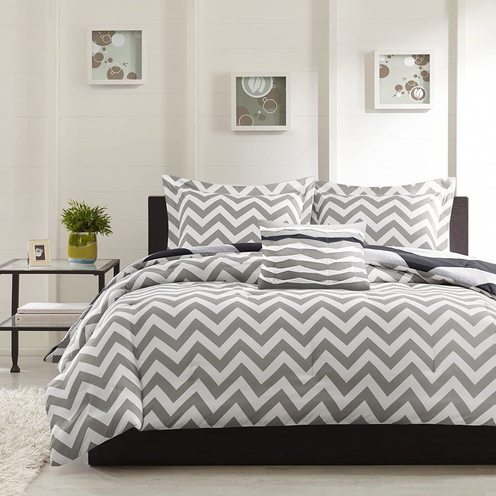 Huesland by Ahmedabad Cotton 120 TC Single Bedsheet with 1 Pillow Covers (White,Grey)