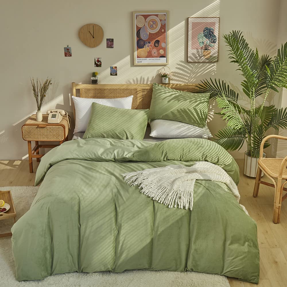 Clothknow Sage Green Comforter Set Full 3Pcs Green Fluffy Bedding Comforter Sets Velvet Comforter Full Soft Light Green Full Siz