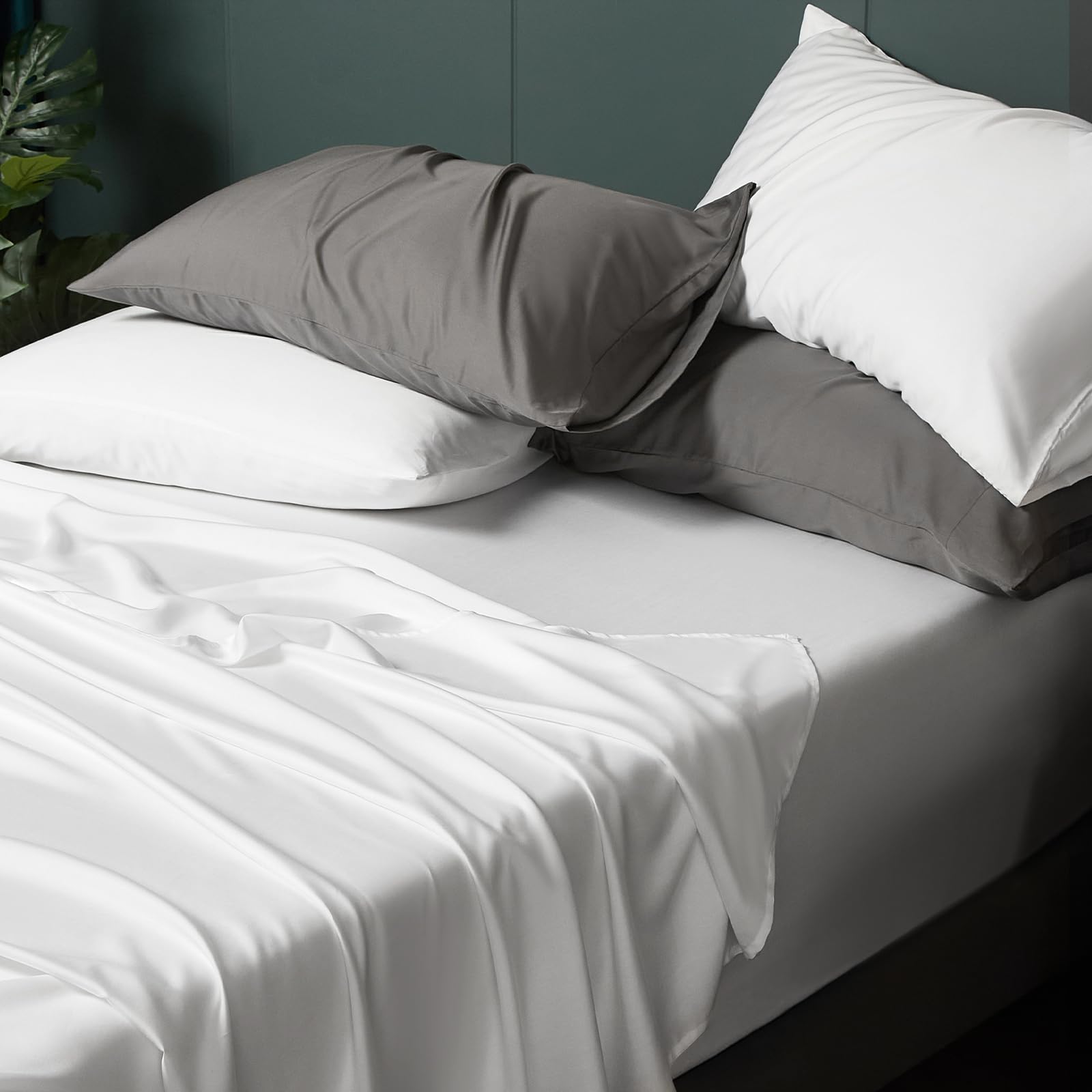 Hyprest 100% Eucalyptus Sheets Queen - Soft Tencel Sheets, Hypoallergenic, Moisture Wicking White Cooling Sheets, 18 Inch Deep P