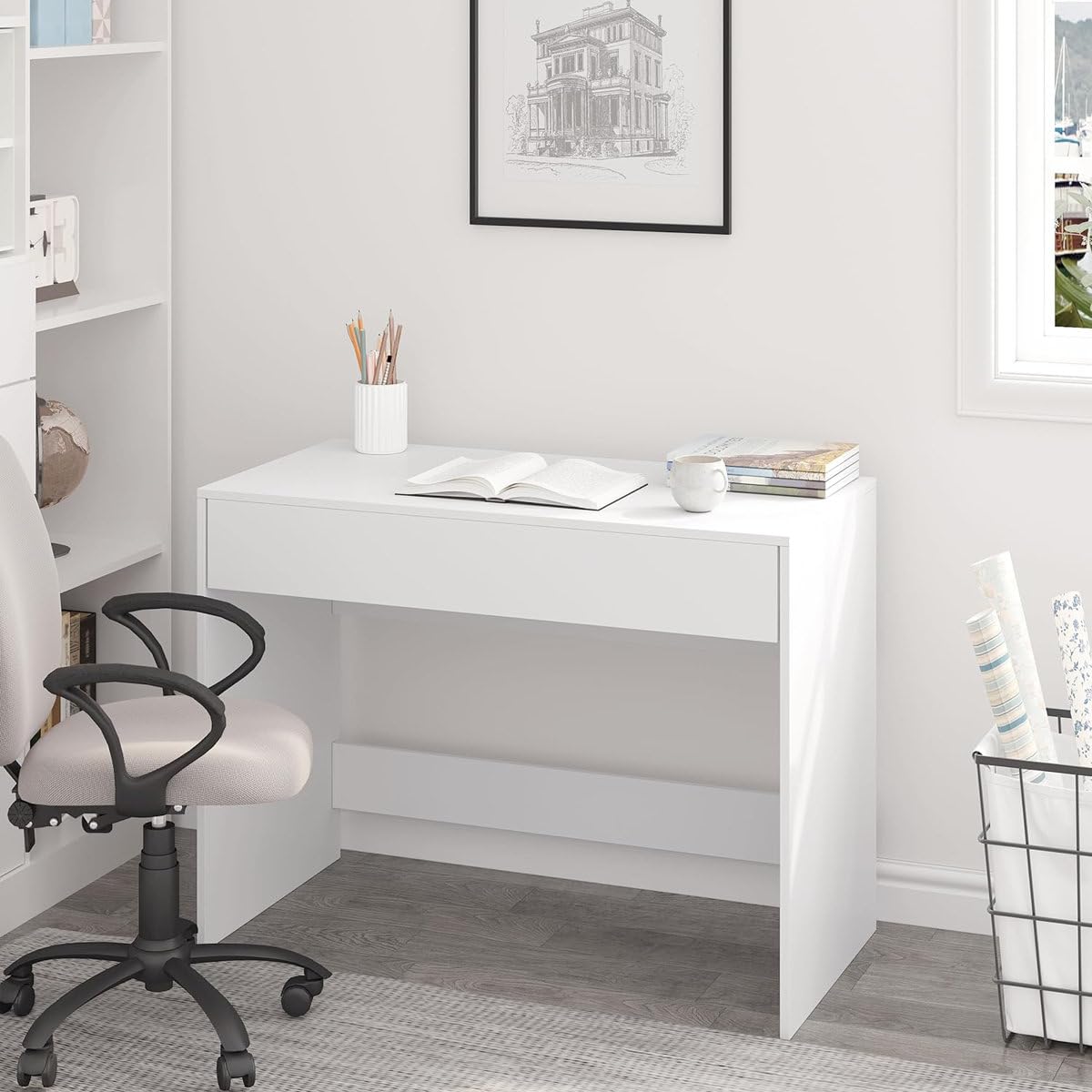 Grand Furnish Executive Office Desk,Engineering Wood, Classic Style