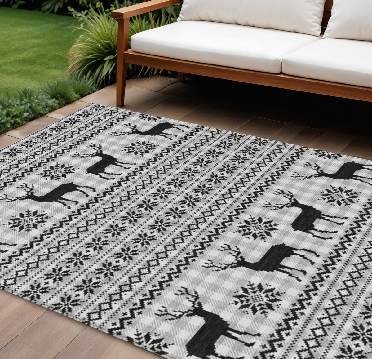 8 X 10 Silver Black And Ivory Deer Washable Indoor Outdoor Area Rug