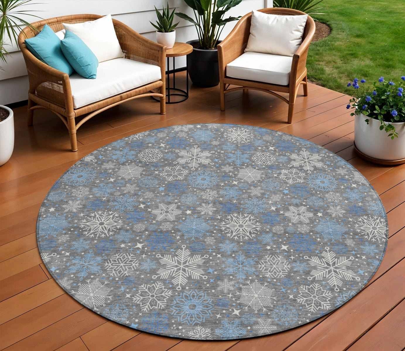 8 Gray Blue And Ivory Round Snowflake Washable Indoor Outdoor Area Rug