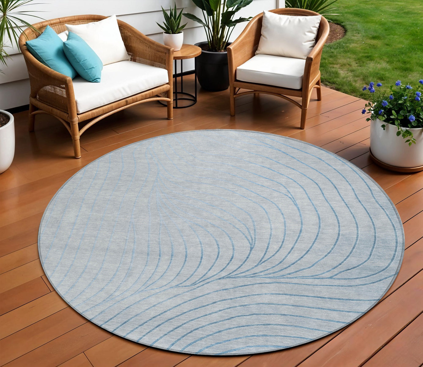 8 Sky Blue And Silver Round Abstract Washable Indoor Outdoor Area Rug