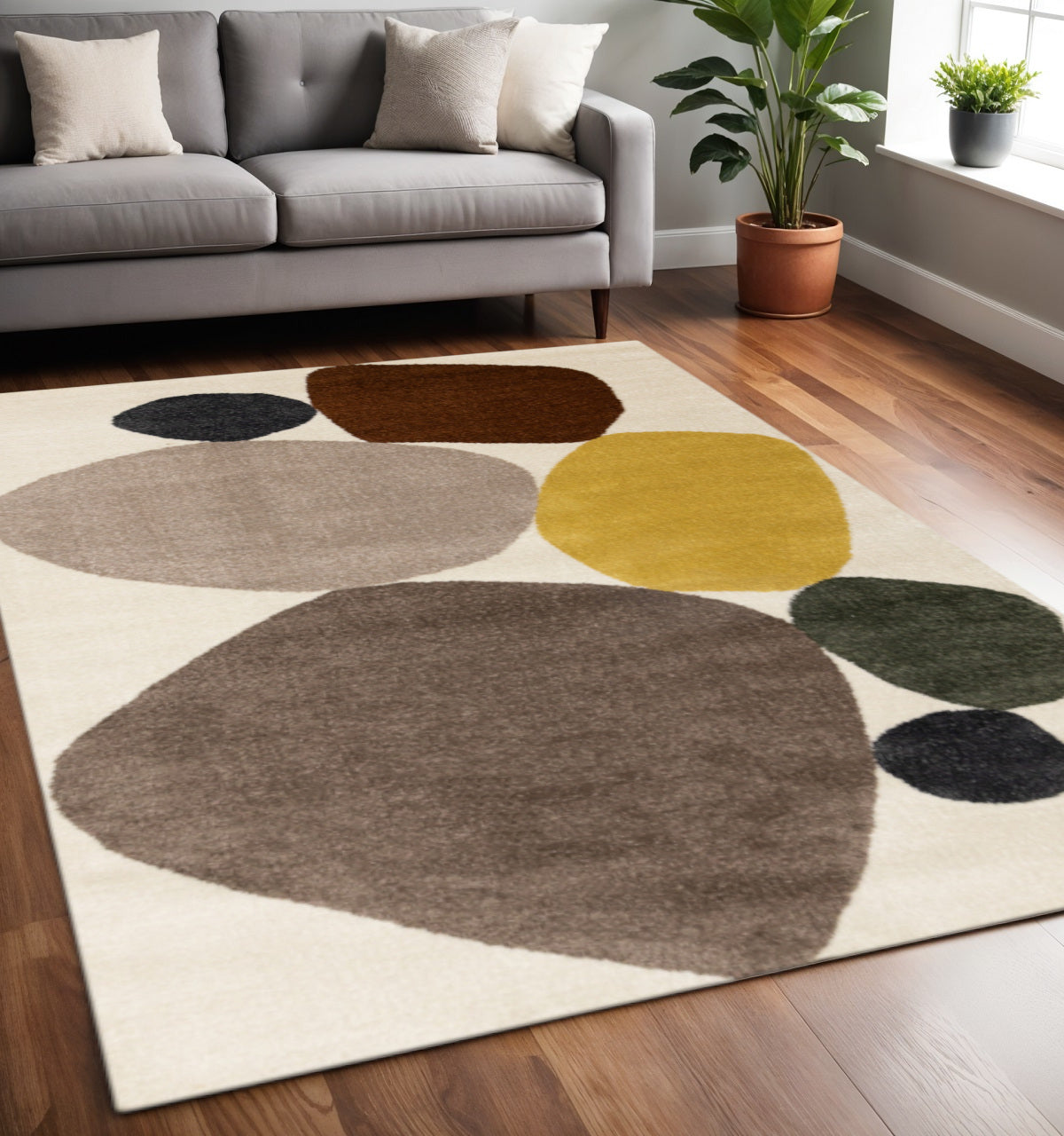 5 X 8 Cream And Brown Geometric Area Rug