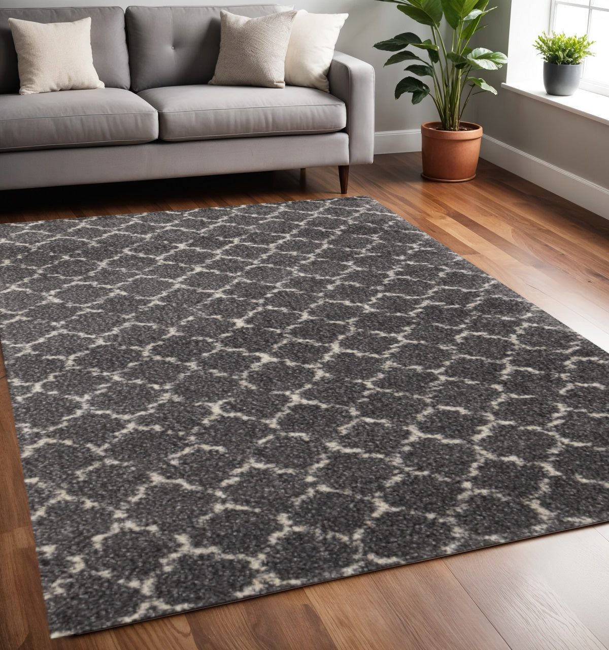5 X 8 Gray And Cream Ogee Area Rug
